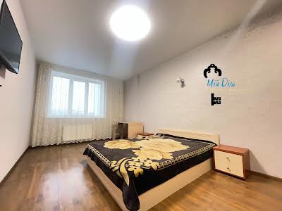 квартира за адресою Боголюбова вул., 33