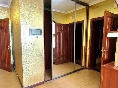квартира по адресу Раисы Окипной ул., 4