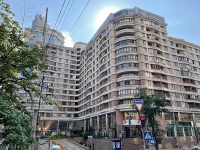 квартира за адресою Жилянська вул., 59