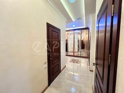 квартира по адресу вул. Жилянська, 118