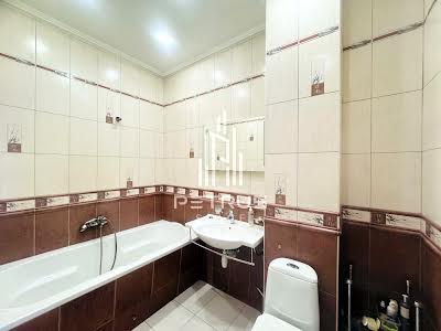 квартира за адресою Урлівська вул., 16/37