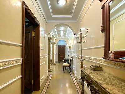 квартира за адресою Київ, Кропивницького вул., 8
