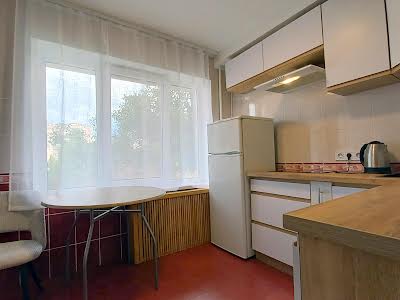 квартира за адресою Київ, Зої Гайдай вул., 6