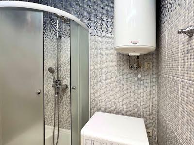 квартира за адресою Драгоманова вул., 40-Е