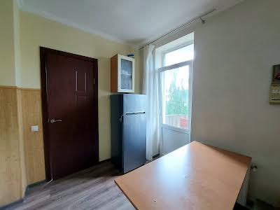 квартира за адресою Оксамитова вул., 3/13