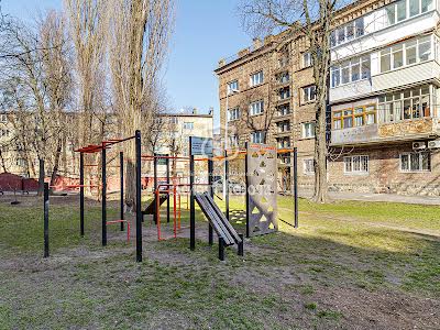 коммерческая по адресу Вузовская ул. (Вузівська), 4