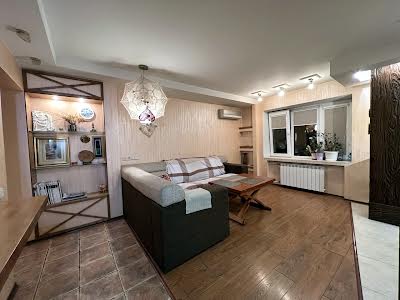 квартира по адресу Пражская ул., 3