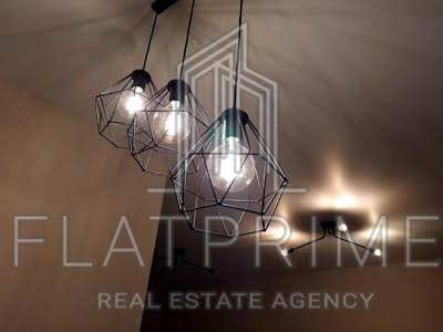 квартира за адресою Набережно-Хрещатицька вул., 33