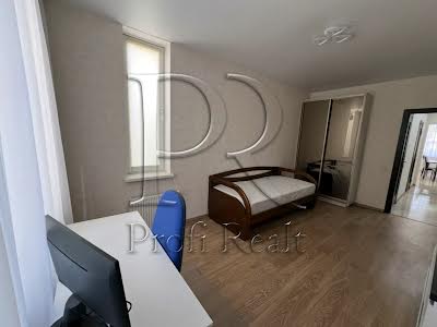 квартира за адресою Регенераторна вул., 4 к9