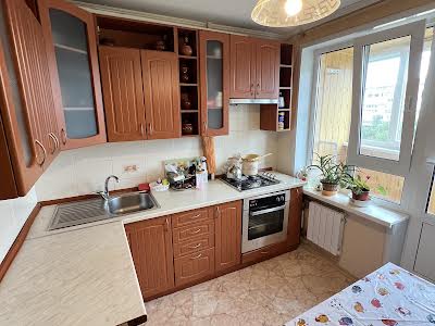 квартира по адресу Амвросия Бучмы бульв., 8