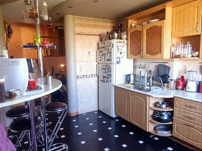 квартира по адресу Сапёрно-Слободская ул., 8