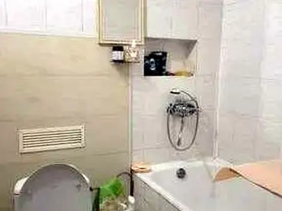 квартира за адресою Введенська вул., 32