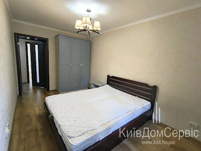 квартира за адресою Межигірська вул., 50
