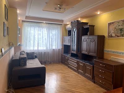 квартира за адресою Героїв Дніпра вул., 38-В