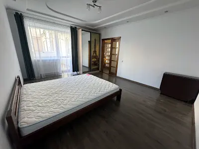 квартира за адресою Целевича, 10