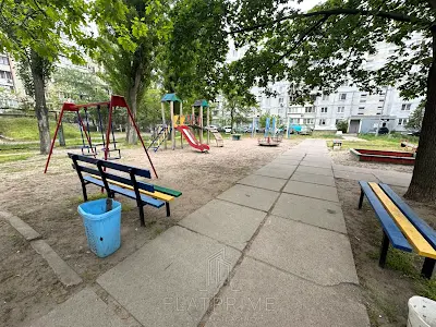 квартира за адресою Червоної Калини просп. (Володимира Маяковського), 35