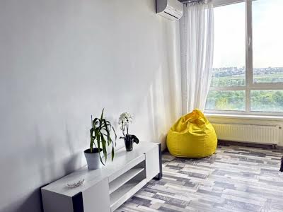 квартира за адресою Кадетський Гай вул., 10
