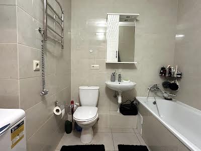 квартира по адресу Бориса Гмыри ул., 16а