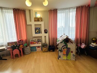 квартира по адресу Олены Пчилки ул., 2