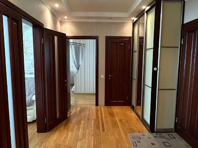 квартира по адресу Елизаветы Чавдар ул., 1