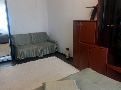 квартира по адресу Елены Телиги ул., 15