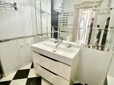 квартира по адресу Киев, Вышгородская ул., 45Б/3