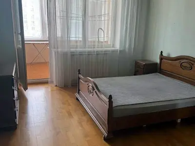 квартира за адресою Володимира Івасюка просп. (Героїв Сталінграду), 8