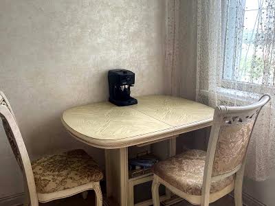 квартира за адресою Київ, Дарницький бульв., 7