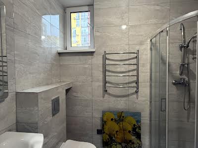 квартира за адресою Регенераторна вул., 4