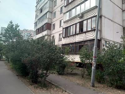 квартира за адресою Київ, Радунська вул., 5