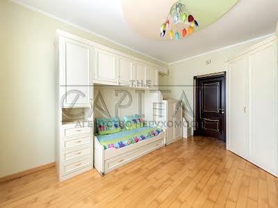 квартира за адресою Кудрявський узвіз, 3-Б
