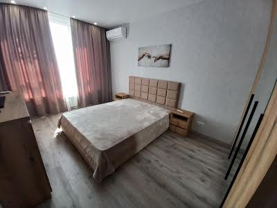 квартира за адресою Набережно-Рибальска, 27