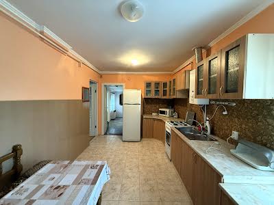 дом по адресу 128-ї Окремої Гірсько-Піхотної Бригади ул.