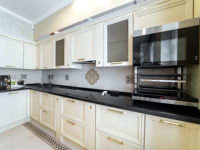 квартира за адресою Шота Руставелі вул., 8