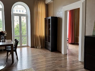 квартира за адресою Лютеранська вул., 6
