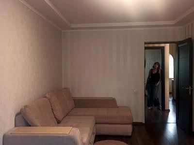 квартира по адресу Героев Труда ул., 60б
