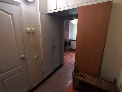 квартира за адресою Райдужна вул., 47