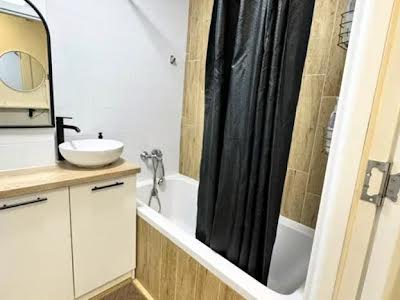 квартира за адресою Донецька вул., 53