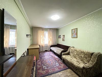 квартира за адресою Мілютенка вул., 15-А