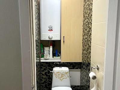 квартира за адресою Анни Ахматової вул., 5