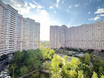 квартира по адресу Олены Пчилки ул., 2