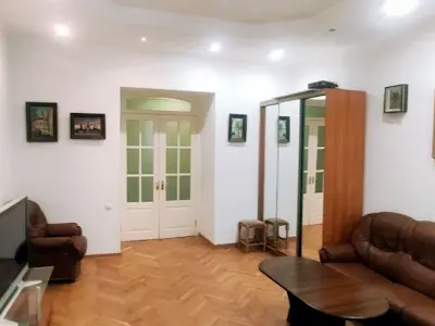 квартира по адресу Киев, Олеся Гончара ул., 32-Б