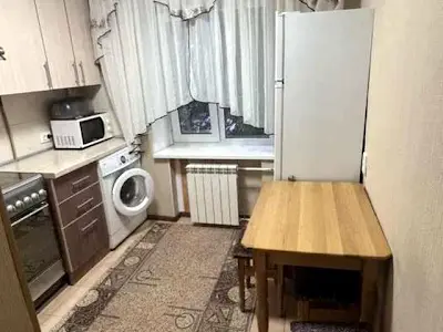 квартира за адресою Ялтинська вул., 6