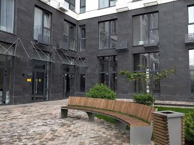 квартира за адресою Святослава Хороброго вул., 11-Б