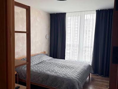 квартира по адресу Ревуцкого ул., 40-В