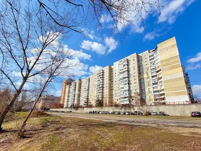 квартира за адресою Срібнокільська вул., 8