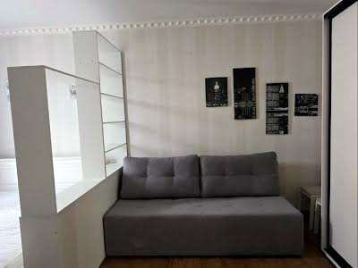 квартира за адресою Регенераторна вул., 3