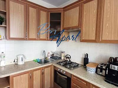 квартира за адресою Шота Руставелі вул., 26