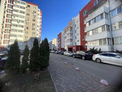 квартира по адресу Единства ул., 6