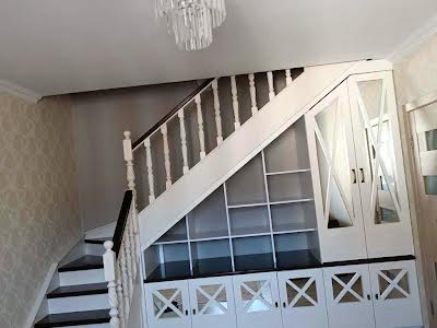 квартира по адресу Радужная ул., 100
